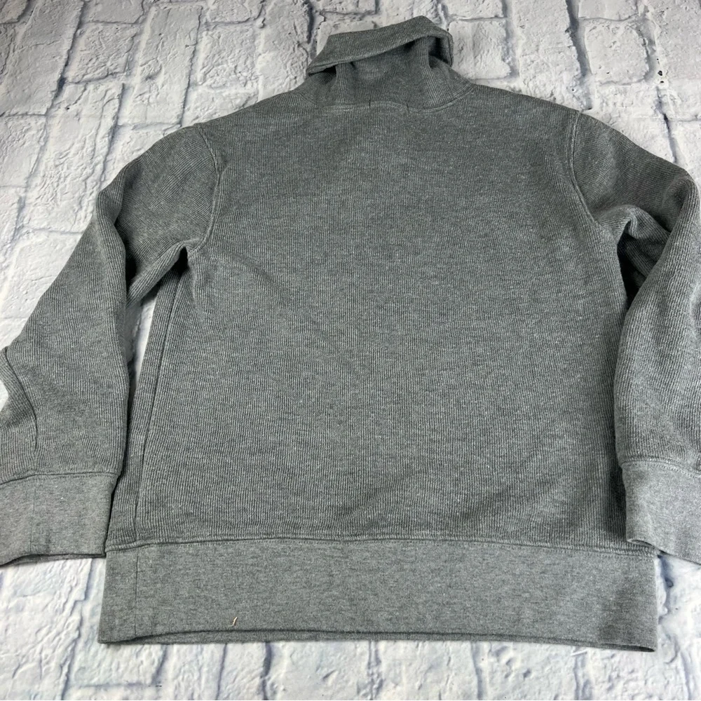 Gap size large 10/11, gray sweater